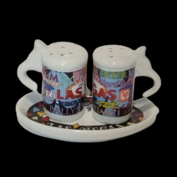 Las Vegas Salt & Pepper shaker set - Picture 1 of 6